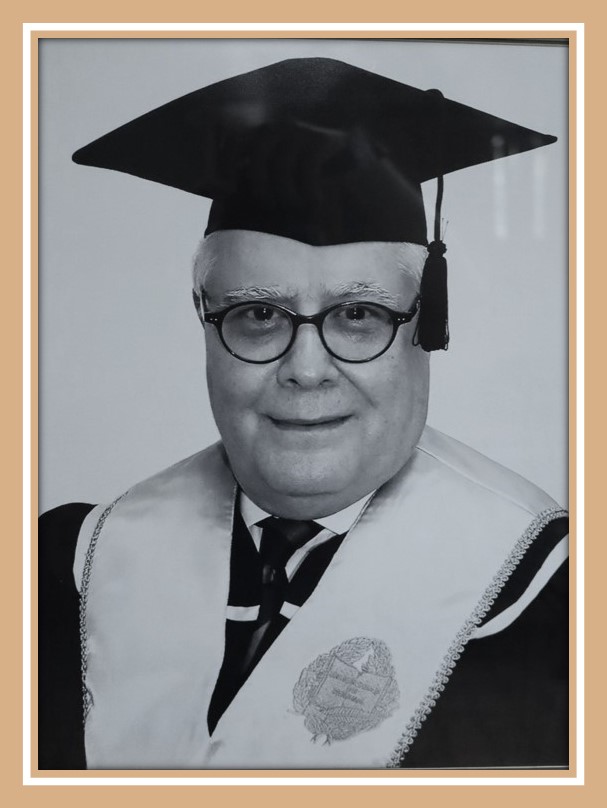 Dr. Luis Batres S.