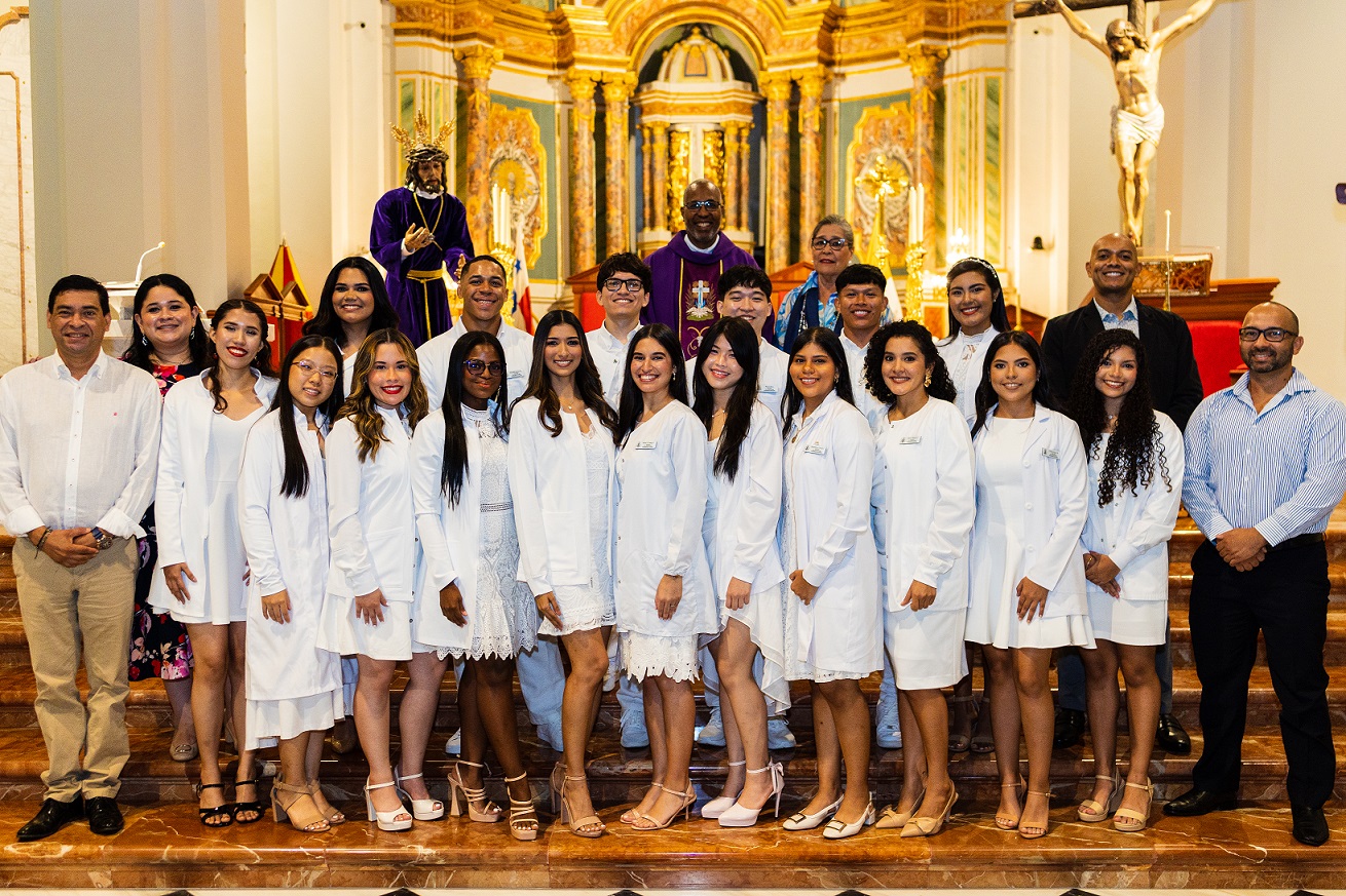 Investidura de blanco IV año